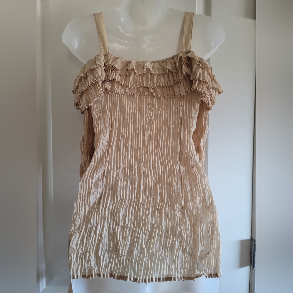 Kaelyn-Max Crinkled Exposed Shoulder Romantic Blouse - Picture 2 of 7